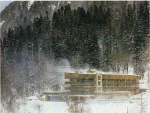 2001-25.jpg